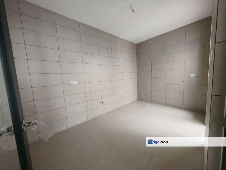Waterway Residences 3 Storey Terrace House For Sale, Johor, Masai