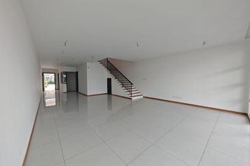 Senibong Cove Waterway Residences