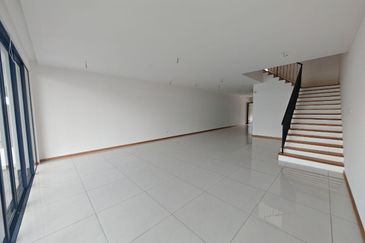 Senibong Cove Waterway Residences