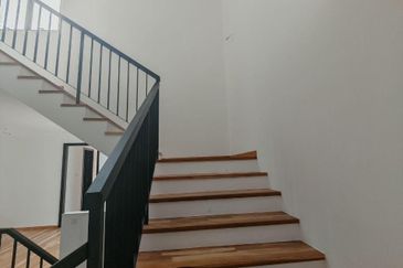 Senibong Cove Waterway Residences