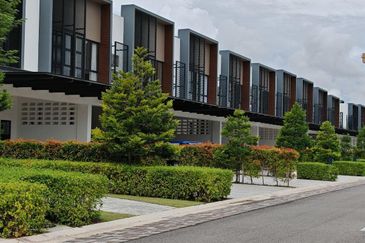 Senibong Cove Waterway Residences