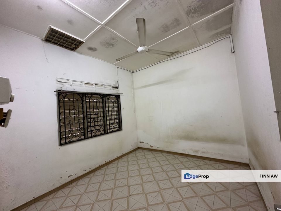 Taman Ungku Tun Aminah Single Storey House For Sale, Johor, Skudai