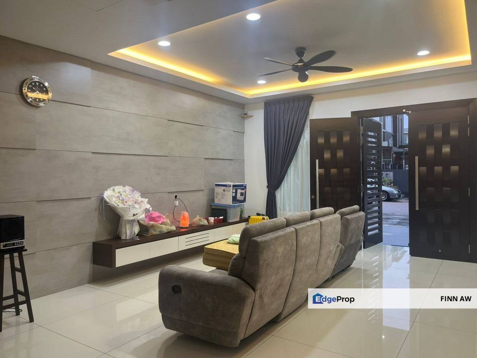 Taman Nusa Sentral 3 Storey Cluster House For Sale, Johor, 