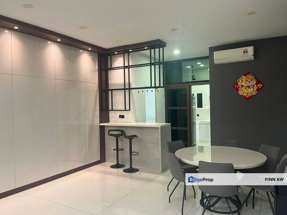 Taman Nusa Sentral 3 Storey Cluster House For Sale, Johor, 