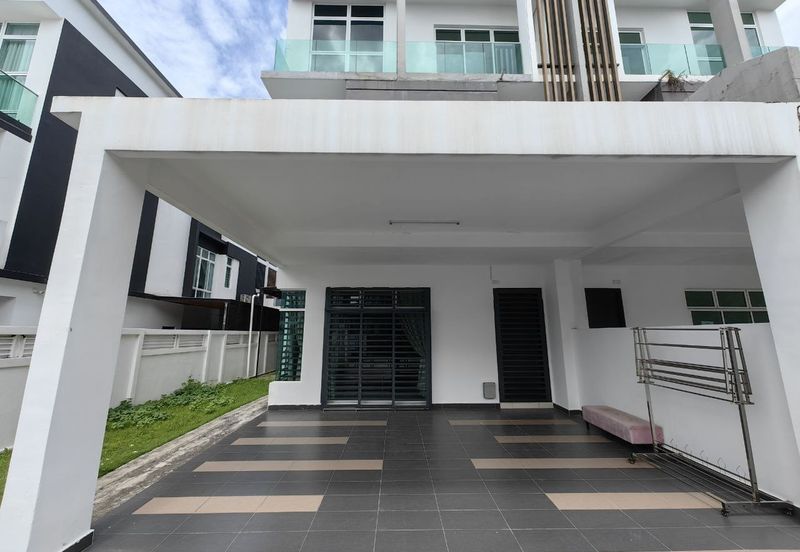 Taman Nusa Sentral