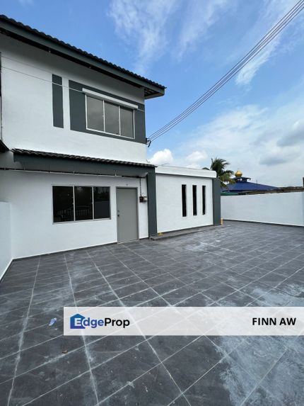 Full Renovation Corner House First Home Buyer Can Full Loan, Johor, Masai