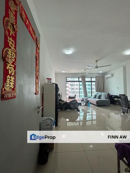 Partially Renovated Austin Regency Apartment, Johor, Johor Bahru