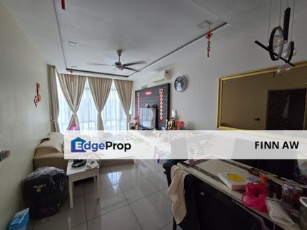 Partial Furnished & Renovated The Seed 2 Storey Townhouse For Sale, Johor, Skudai