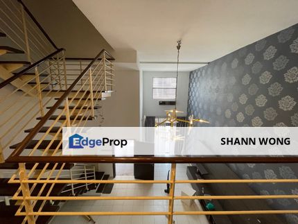 3 storey gated guarded house intermediate for sale, Salak south area, Kuala Lumpur, Sungai Besi
