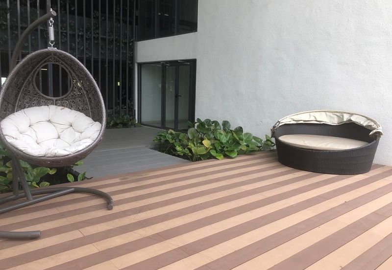 Pandora @ Tropicana Metropark