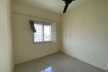 Ayers & Astaria Condominium