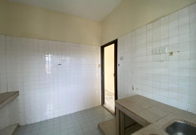 Ayers & Astaria Condominium