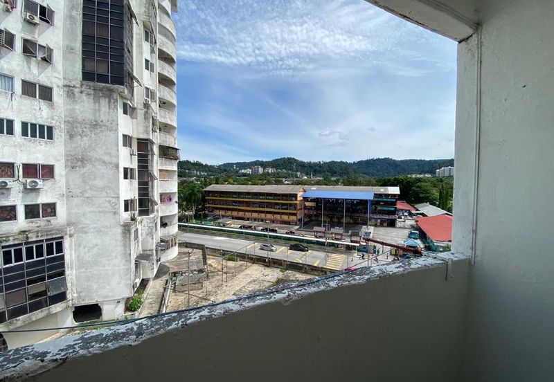 Ayers & Astaria Condominium