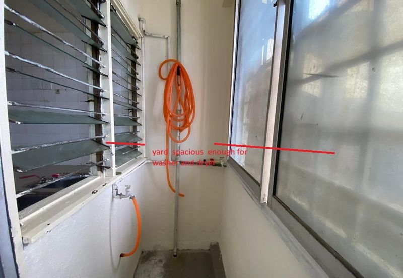 Ayers & Astaria Condominium