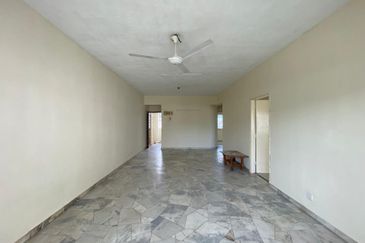 Ayers & Astaria Condominium