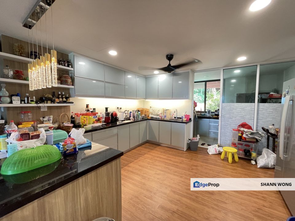 Single floor villa at Ukay Club Villas Taman Kelab Ukay Hulu Kelang Ampang For Sale fully renovated KLCC view, Selangor, Ulu Kelang