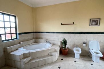 Jalan Taman Bukit Desa