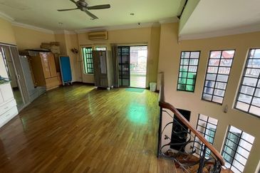 Jalan Taman Bukit Desa