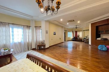 Jalan Taman Bukit Desa