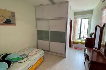 Jalan Taman Bukit Desa