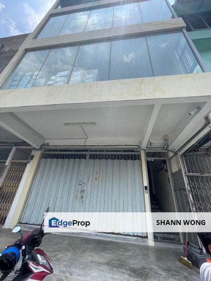 Shop office full glass window Cheras For rent Kampung Cheras Baru, Kuala Lumpur, Cheras