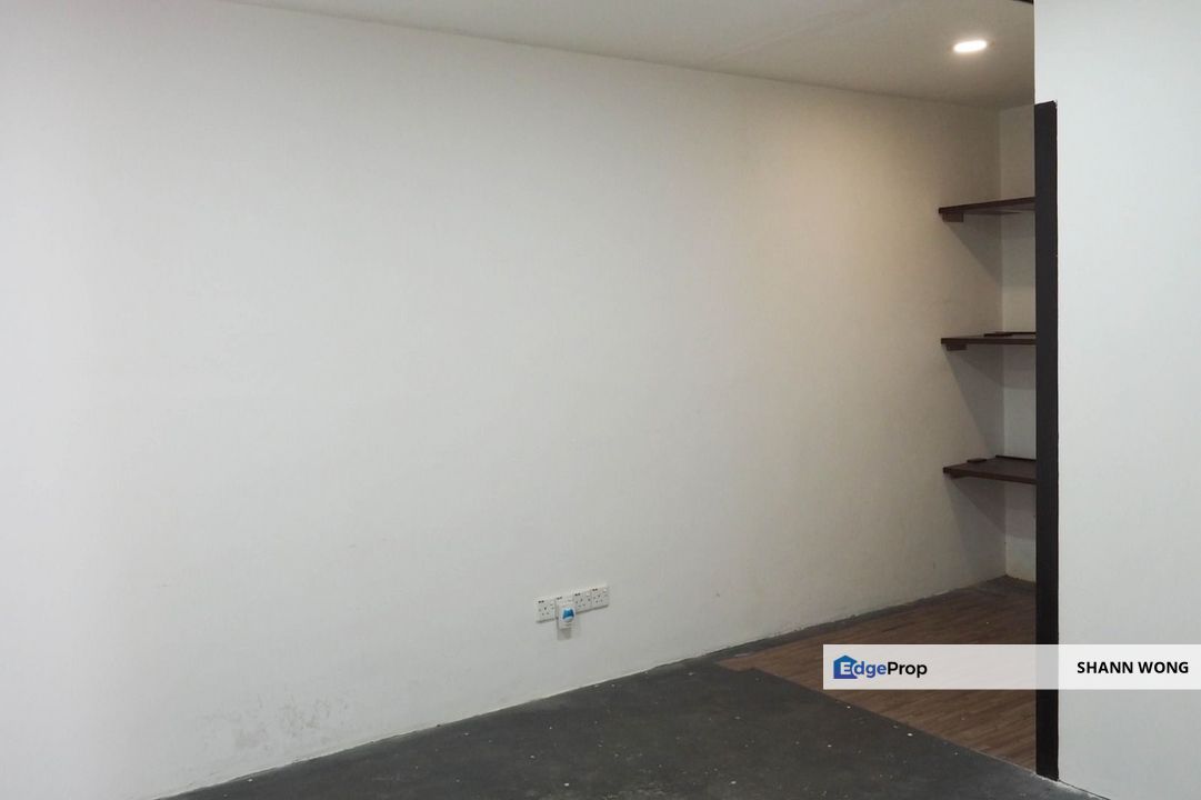 Partial furnished Plaza Damas Sri Hartamas office For Rent, Kuala Lumpur, Sri Hartamas 