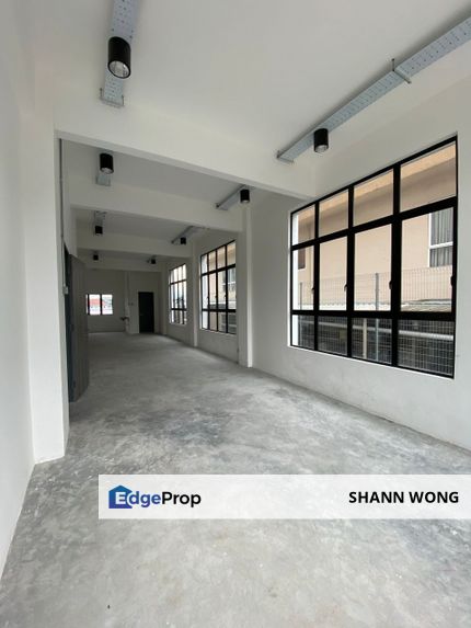 Cheras new stand alone building first floor office for rent, kampung cheras baru KL, Kuala Lumpur, Cheras