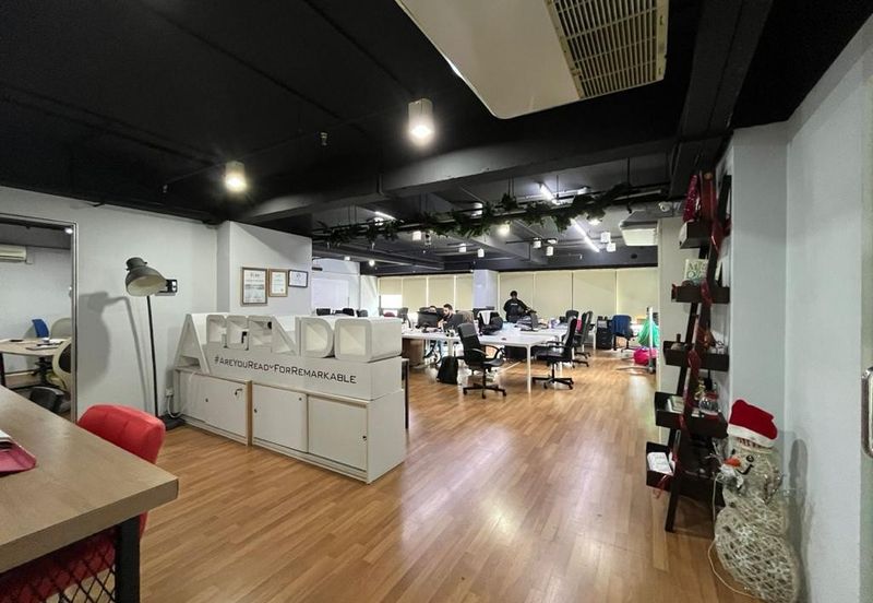 The Boulevard, Mid Valley