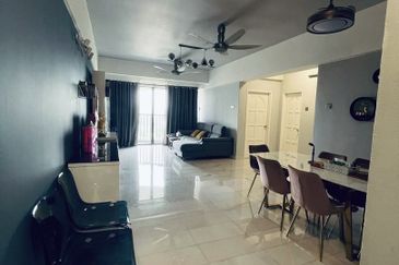 Anjung Hijau (Greenfield Apartment)