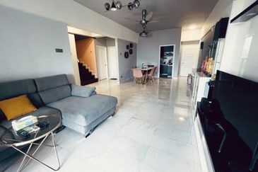 Anjung Hijau (Greenfield Apartment)