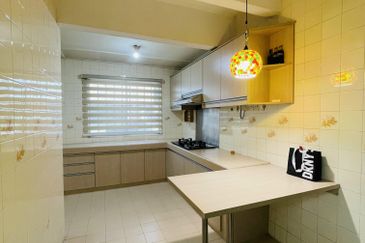 Taman Bukit Desa House For Sale, Freehold, KL