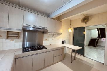 Taman Bukit Desa House For Sale, Freehold, KL