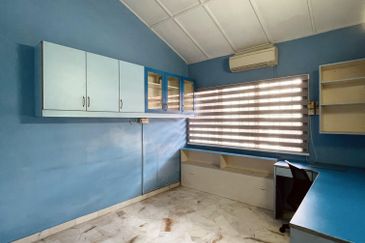 Taman Bukit Desa House For Sale, Freehold, KL