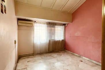 Taman Bukit Desa House For Sale, Freehold, KL