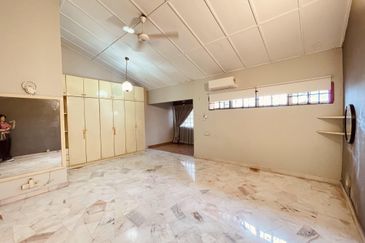 Taman Bukit Desa House For Sale, Freehold, KL