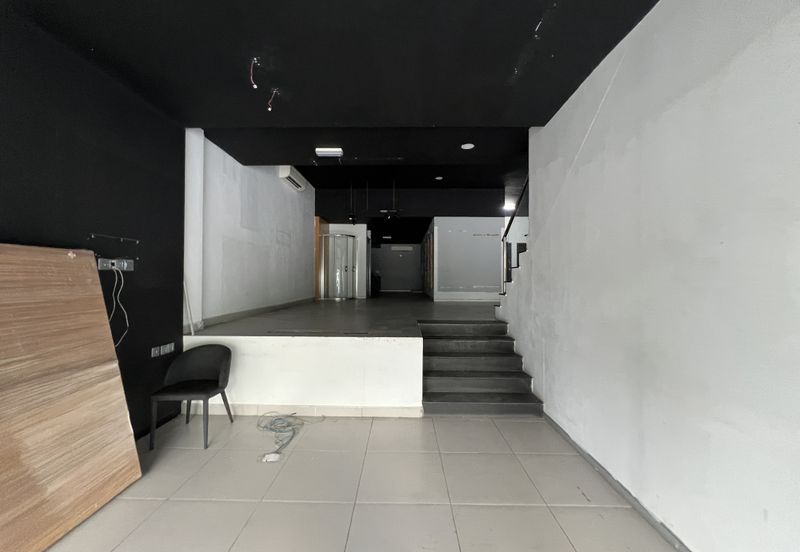 Bungalow Shop Jalan Profesor Diraja Ungku Aziz, PJS11 Petaling Jaya for Rent