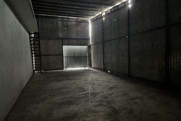 Bungalow Shop Jalan Profesor Diraja Ungku Aziz, PJS11 Petaling Jaya for Rent