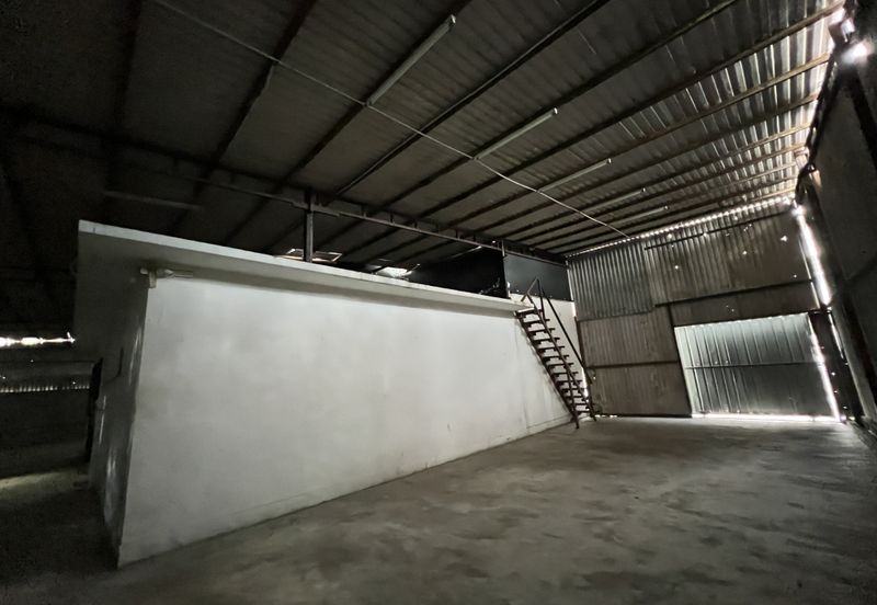 Bungalow Shop Jalan Profesor Diraja Ungku Aziz, PJS11 Petaling Jaya for Rent