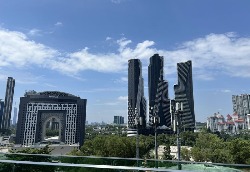 The MET Corporate Towers