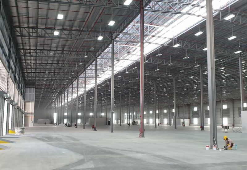 Light Industrial Factory - 2 Storey Terrace Factory At Puncak alam 