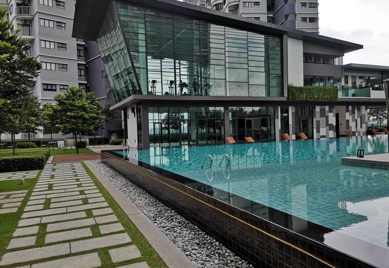 Maisson @ Platinum Apartment