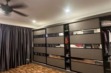 Aloha Tower Condominium