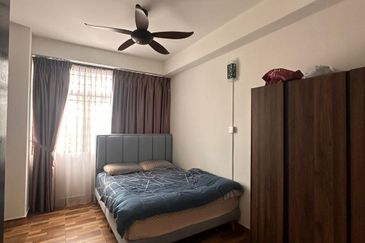 Aloha Tower Condominium