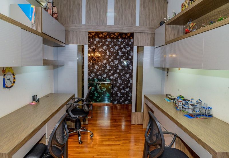 Taman Austin Heights