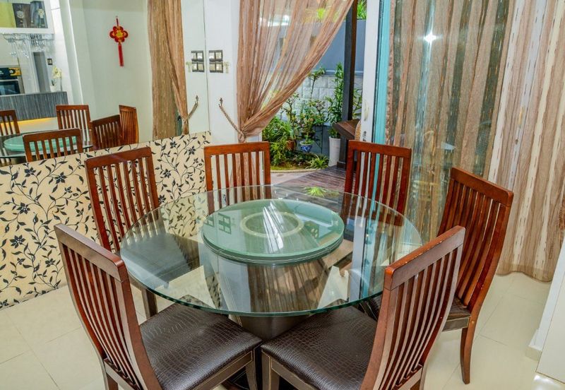 Taman Austin Heights