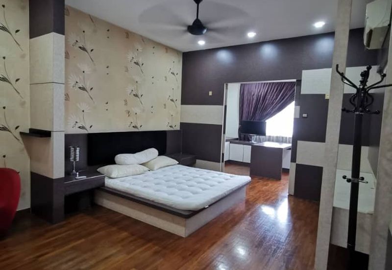 Taman Austin Heights