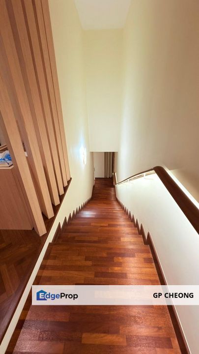 Avira phase 3 Double Storey Garden Terrace House Endlot Fully Furnished Unblocked Backgarden View for Sale., Johor, Nusajaya