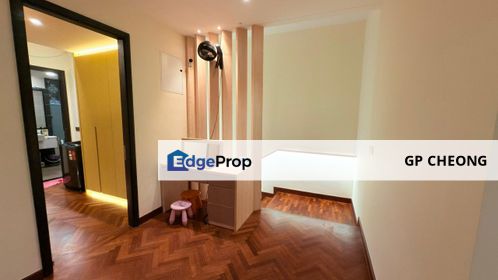 Avira phase 3 Double Storey Garden Terrace House Endlot Fully Furnished Unblocked Backgarden View for Sale., Johor, Nusajaya