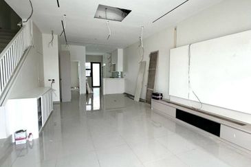 Tate Dalton @ Eco Botanic 2