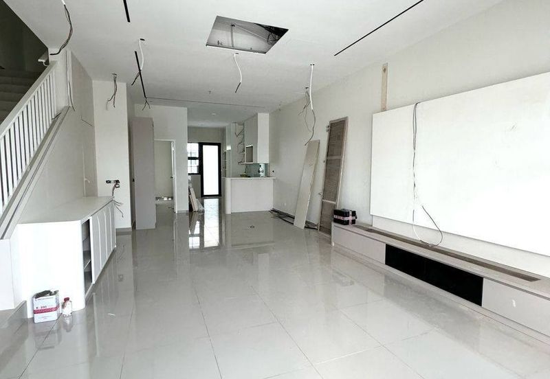 Tate Dalton @ Eco Botanic 2